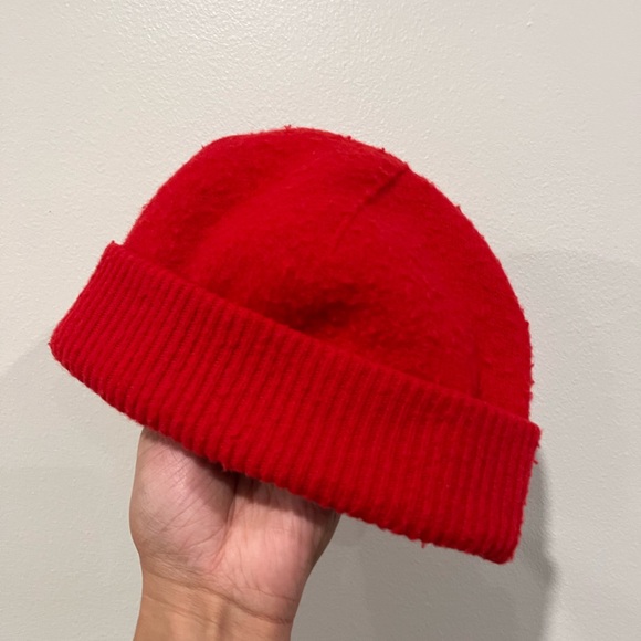 The Row Nidhi Wool-Cashmere Red Beanie - Picture 1 of 5